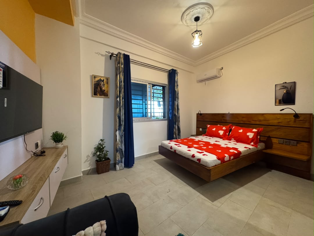 Room — 20,000 FCFA / Night